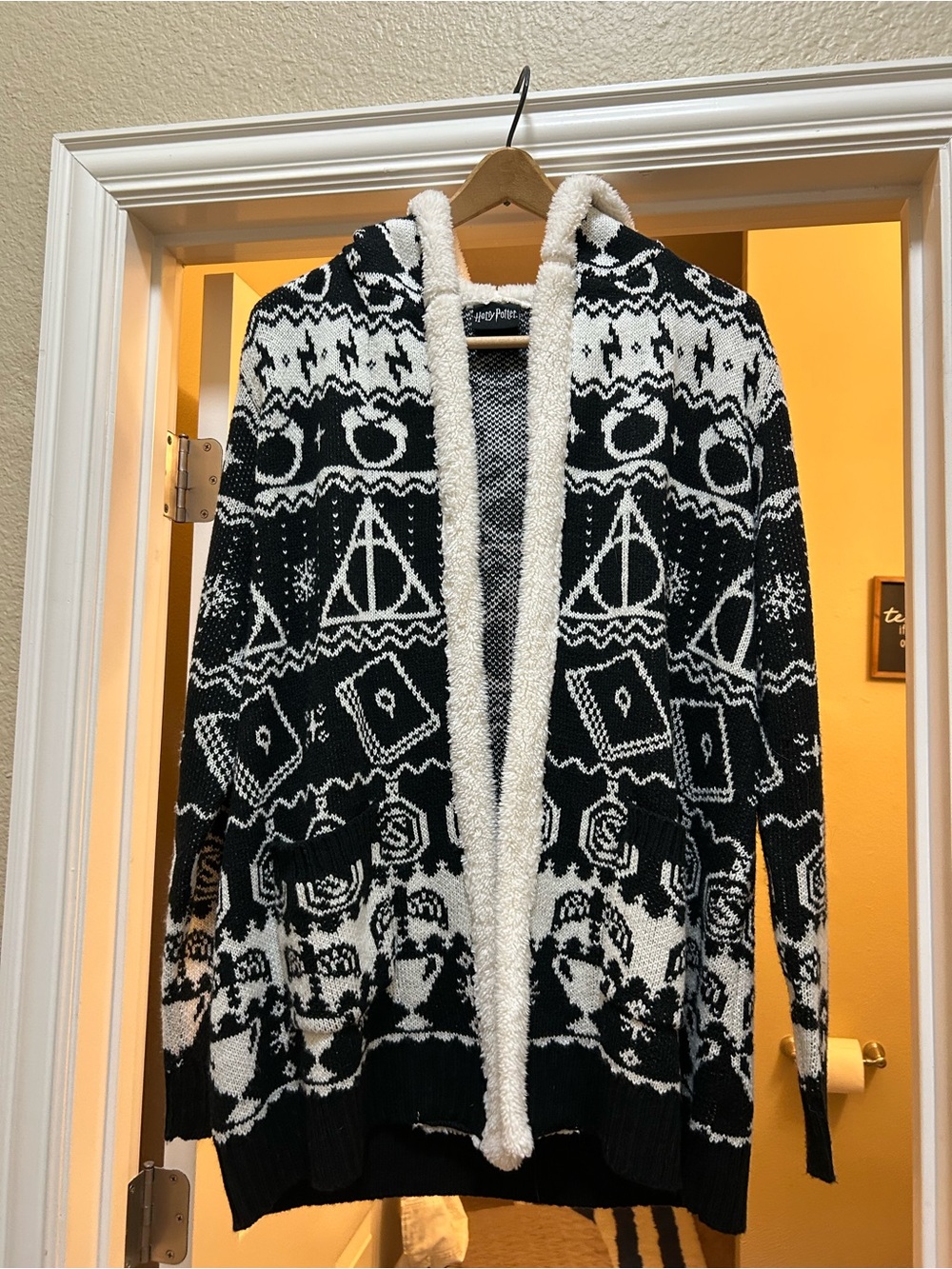 Harry Potter Black and White Hooded Knit Cardigan S/M